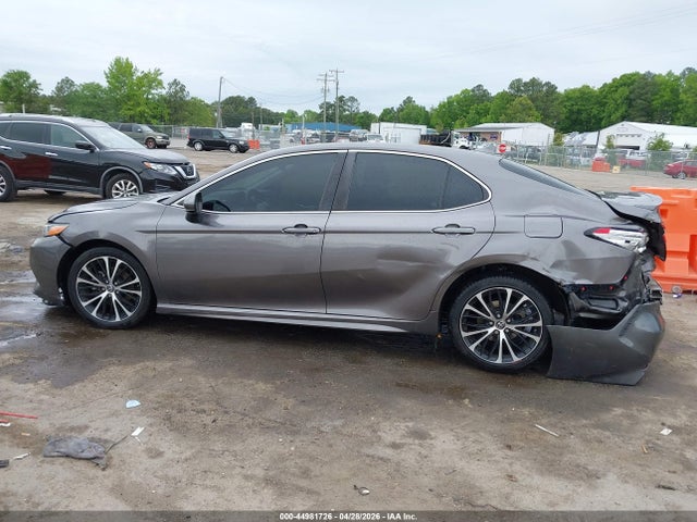 4T1B11HK5KU817182 Toyota CAMRY SE