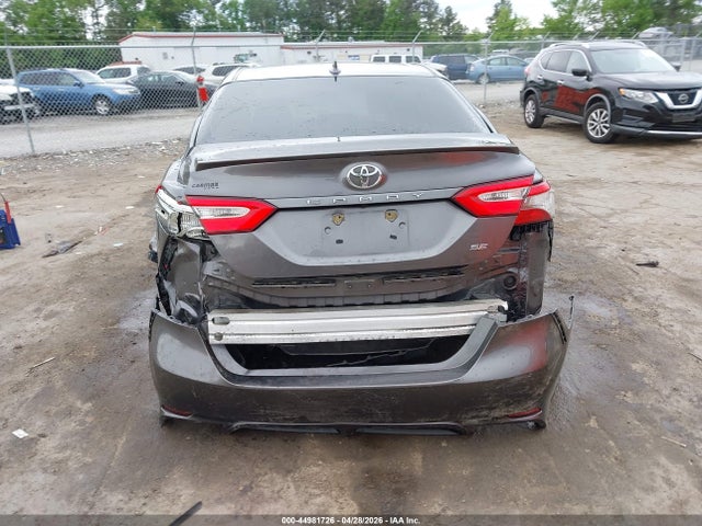4T1B11HK5KU817182 Toyota CAMRY SE