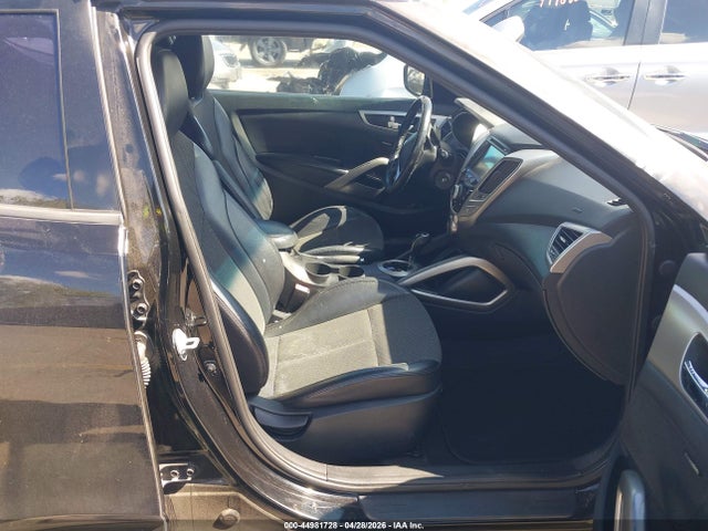 Продаж на аукціоні авто 2013 Hyundai Veloster Base W/black, vin: KMHTC6AD4DU095276, номер лоту: 44981728
