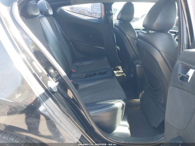 Продаж на аукціоні авто 2013 Hyundai Veloster Base W/black, vin: KMHTC6AD4DU095276, номер лоту: 44981728