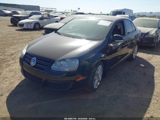 44981739 :رقم المزاد ، 3VWRA7AJ1AM048798 vin ، 2010 Volkswagen Jetta Wolfsburg Edition مزاد بيع