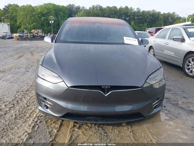 2020 Tesla Model X Long Range Dual Motor All-wheel Drive/long Range Plus Dual Motor All-wheel Drive მანქანა იყიდება აუქციონზე, vin: 5YJXCAE22LF298725, აუქციონის ნომერი: 44981749