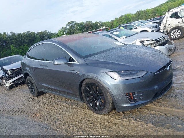 2020 Tesla Model X Long Range Dual Motor All-wheel Drive/long Range Plus Dual Motor All-wheel Drive მანქანა იყიდება აუქციონზე, vin: 5YJXCAE22LF298725, აუქციონის ნომერი: 44981749