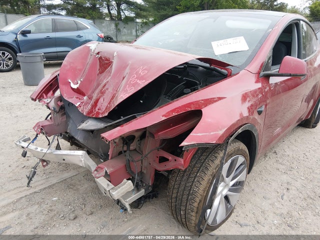 Продажа на аукционе авто 2024 Tesla Model Y Long Range Dual Motor All-wheel Drive, vin: 7SAYGDEE5RA269524, номер лота: 44981757
