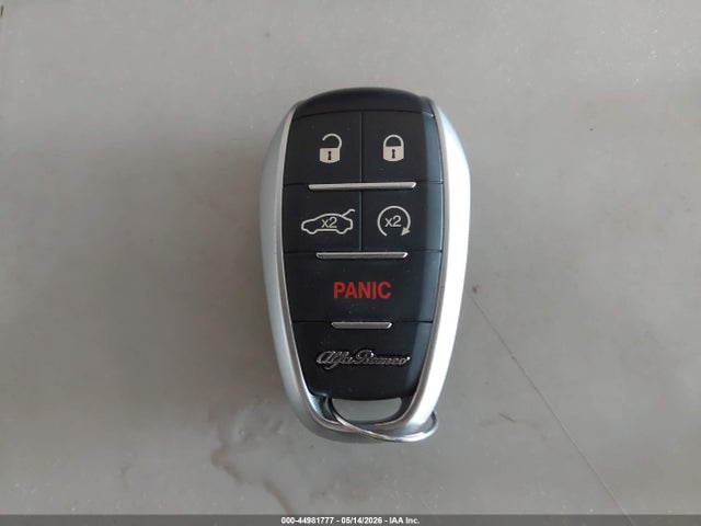 Продажа на аукционе авто 2019 Alfa Romeo Stelvio Ti Sport Awd, vin: ZASPAKBN3K7C65738, номер лота: 44981777