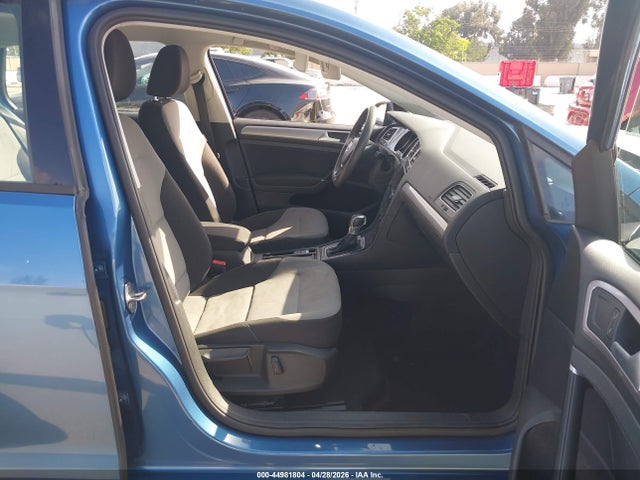 Продажа на аукционе авто 2016 Volkswagen E-golf Se, vin: WVWKP7AU2GW913932, номер лота: 44981804