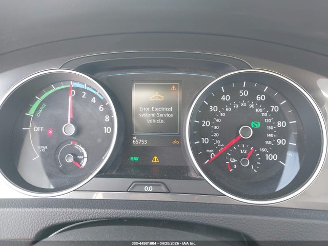 Продажа на аукционе авто 2016 Volkswagen E-golf Se, vin: WVWKP7AU2GW913932, номер лота: 44981804