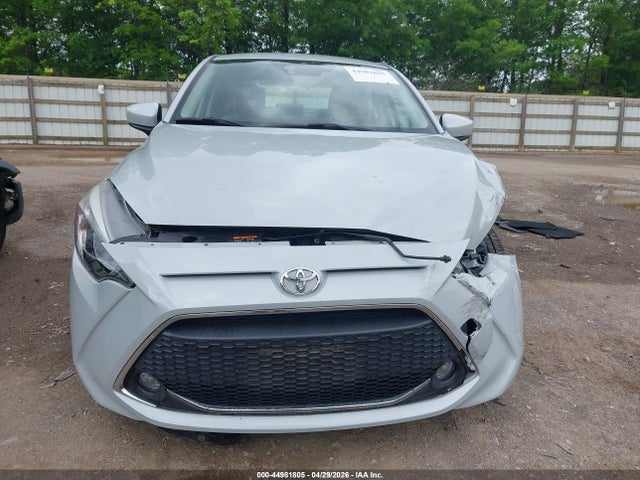 44981805 :رقم المزاد ، 3MYDLBYV4KY515467 vin ، 2019 Toyota Yaris Le مزاد بيع