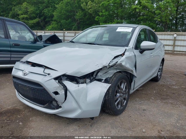44981805 :رقم المزاد ، 3MYDLBYV4KY515467 vin ، 2019 Toyota Yaris Le مزاد بيع