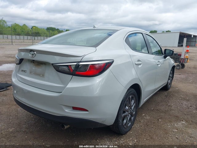 44981805 :رقم المزاد ، 3MYDLBYV4KY515467 vin ، 2019 Toyota Yaris Le مزاد بيع