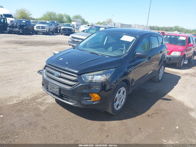 Ford ESCAPE S 2018 1FMCU0F75JUB38175 Image 2