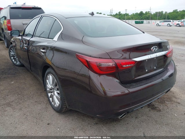 44981838 :رقم المزاد ، JN1CV7AP7JM240145 vin ، 2018 Infiniti Q50 2.0t Luxe مزاد بيع