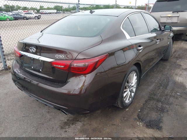 44981838 :رقم المزاد ، JN1CV7AP7JM240145 vin ، 2018 Infiniti Q50 2.0t Luxe مزاد بيع