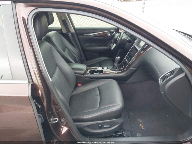 44981838 :رقم المزاد ، JN1CV7AP7JM240145 vin ، 2018 Infiniti Q50 2.0t Luxe مزاد بيع