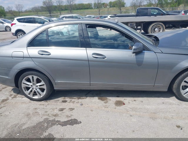 Aukcja sprzedaży 2012 Mercedes-benz C 300 Luxury 4matic, vin: WDDGF8BB5CR197926, numer aukcji: 44981841