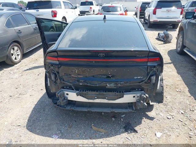 JTDACAAU3R3047943 Toyota PRIUS XLE