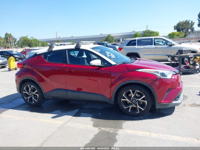 NMTKHMBX8JR021503 Toyota C-hr Xle Premium