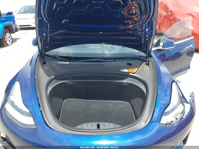 2018 Tesla Model 3 Long Range/mid Range მანქანა იყიდება აუქციონზე, vin: 5YJ3E1EA9JF007375, აუქციონის ნომერი: 44981865