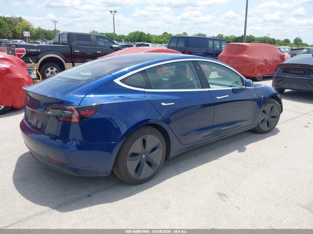 2018 Tesla Model 3 Long Range/mid Range მანქანა იყიდება აუქციონზე, vin: 5YJ3E1EA9JF007375, აუქციონის ნომერი: 44981865