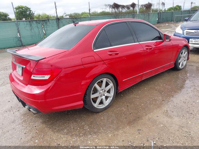 Продаж на аукціоні авто 2014 Mercedes-benz C-class C 250 Sport, vin: WDDGF4HB3EA956915, номер лоту: 44981876