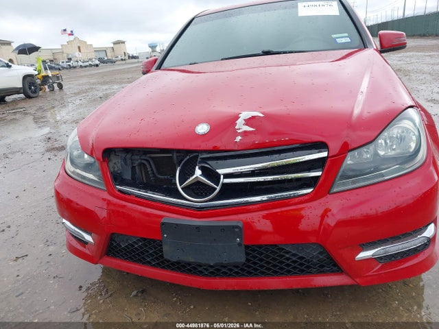 Продаж на аукціоні авто 2014 Mercedes-benz C-class C 250 Sport, vin: WDDGF4HB3EA956915, номер лоту: 44981876