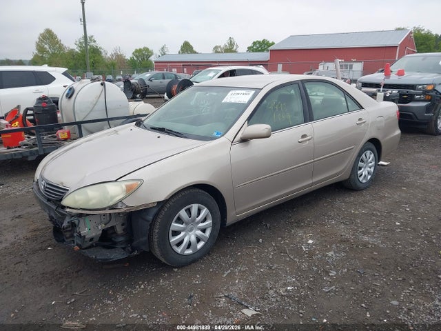 44981889 :رقم المزاد ، 4T1BE32K05U556606 vin ، 2005 Toyota Camry Le مزاد بيع