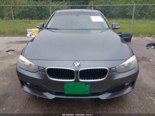 2013 Bmw 320i მანქანა იყიდება აუქციონზე, vin: WBA3B1C55DF461568, აუქციონის ნომერი: 44981905