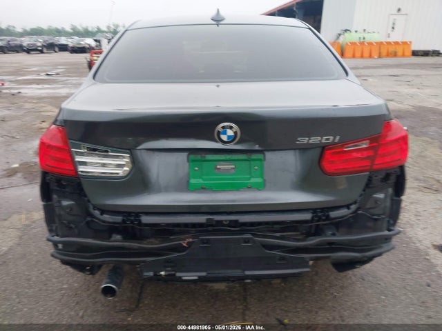 2013 Bmw 320i მანქანა იყიდება აუქციონზე, vin: WBA3B1C55DF461568, აუქციონის ნომერი: 44981905