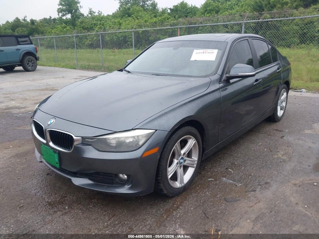 2013 Bmw 320i მანქანა იყიდება აუქციონზე, vin: WBA3B1C55DF461568, აუქციონის ნომერი: 44981905