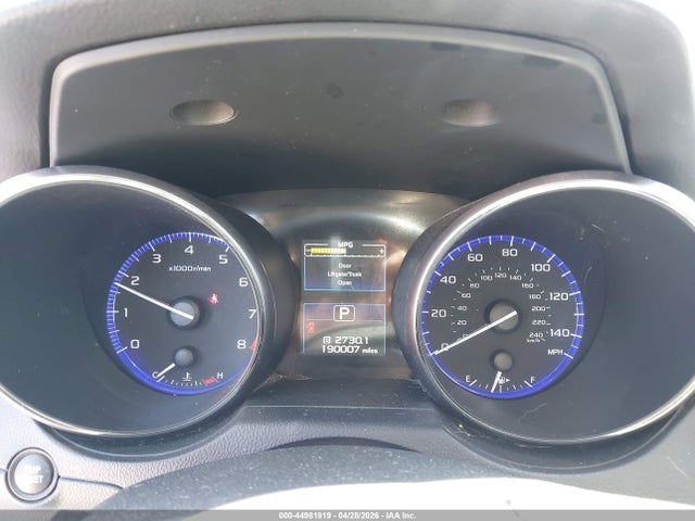2015 Subaru Legacy 2.5i Premium მანქანა იყიდება აუქციონზე, vin: 4S3BNBD65F3014570, აუქციონის ნომერი: 44981919