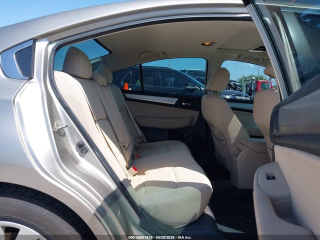 2015 Subaru Legacy 2.5i Premium მანქანა იყიდება აუქციონზე, vin: 4S3BNBD65F3014570, აუქციონის ნომერი: 44981919