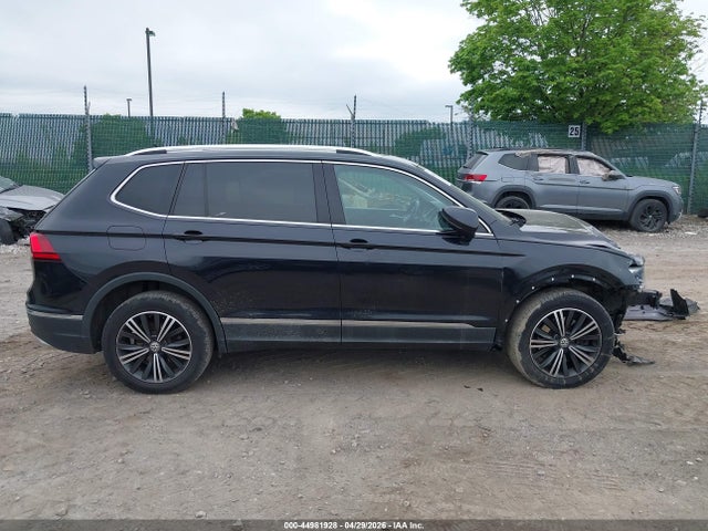3VV2B7AX9JM082043 Volkswagen Tiguan 2.0t Se/2.0t Sel
