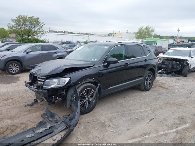 3VV2B7AX9JM082043 Volkswagen Tiguan 2.0t Se/2.0t Sel