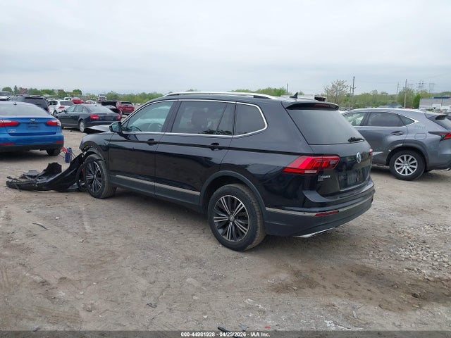 3VV2B7AX9JM082043 Volkswagen Tiguan 2.0t Se/2.0t Sel
