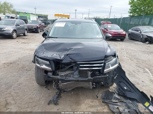 3VV2B7AX9JM082043 Volkswagen Tiguan 2.0t Se/2.0t Sel