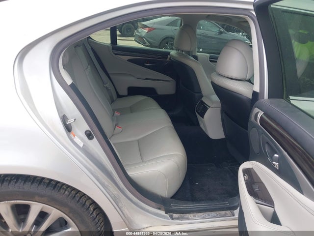 Продаж на аукціоні авто 2017 Lexus Ls 460, vin: JTHBL5EF4H5144108, номер лоту: 44981933