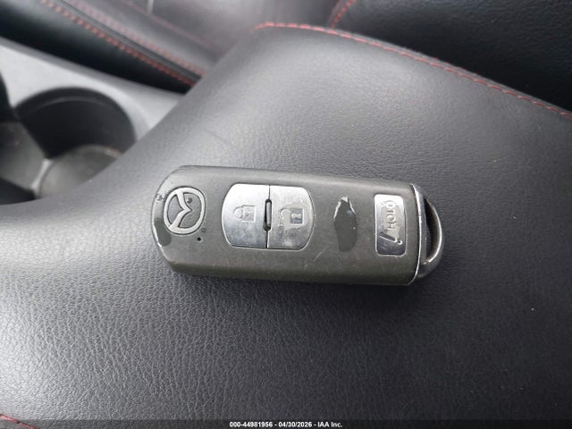 Продаж на аукціоні авто 2014 Mazda Mazda3 S Grand Touring, vin: JM1BM1M35E1210473, номер лоту: 44981956
