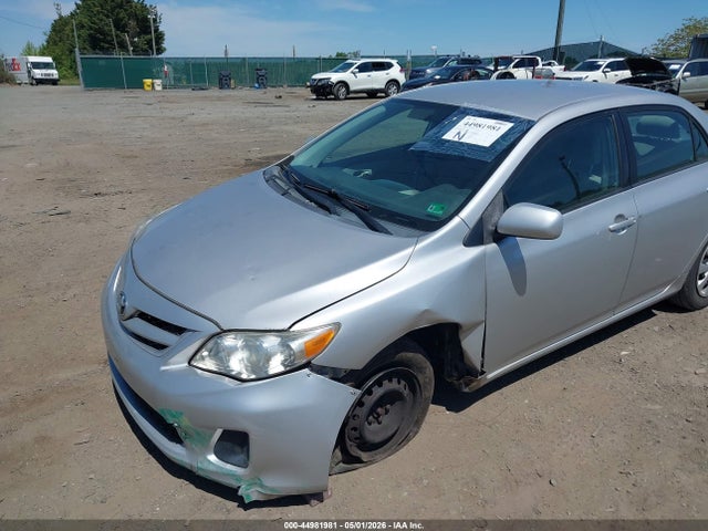 2011 Toyota Corolla Le მანქანა იყიდება აუქციონზე, vin: 2T1BU4EE7BC644354, აუქციონის ნომერი: 44981981