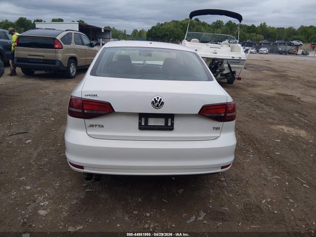 2017 Volkswagen Jetta 1.4t S მანქანა იყიდება აუქციონზე, vin: 3VW2B7AJXHM216382, აუქციონის ნომერი: 44981995