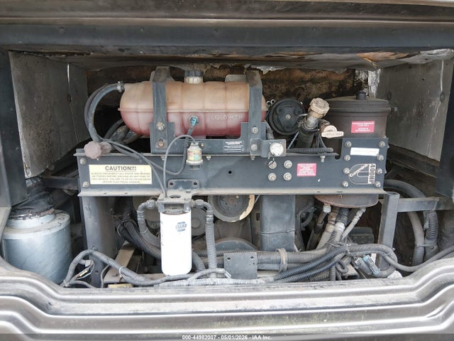 2003 Freightliner Chassis X Line Motor Home მანქანა იყიდება აუქციონზე, vin: 4UZAAHCY43CL87765, აუქციონის ნომერი: 44982007