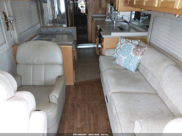 2003 Freightliner Chassis X Line Motor Home მანქანა იყიდება აუქციონზე, vin: 4UZAAHCY43CL87765, აუქციონის ნომერი: 44982007