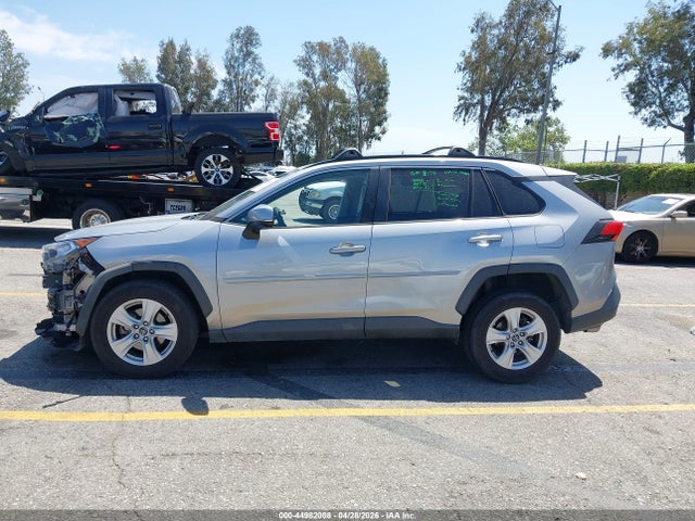 2T3W1RFV0LC080366 Toyota Rav4 Xle
