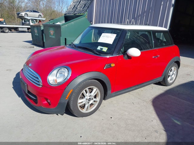 2013 Mini Hardtop Cooper მანქანა იყიდება აუქციონზე, vin: WMWSU3C56DT548074, აუქციონის ნომერი: 44982017