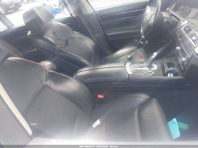 2011 Bmw 750li Xdrive მანქანა იყიდება აუქციონზე, vin: WBAKC8C53BC434367, აუქციონის ნომერი: 44982019