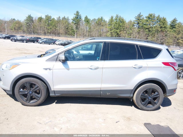 Ford ESCAPE SE 2016 1FMCU9GX8GUB27778 Image 14