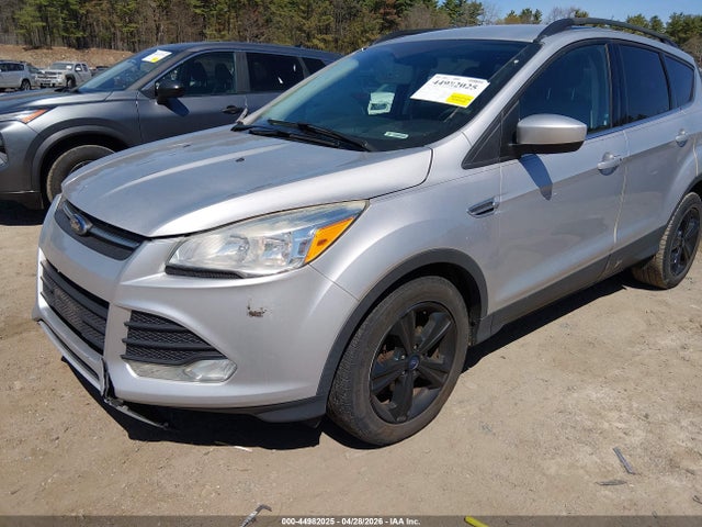 Ford ESCAPE SE 2016 1FMCU9GX8GUB27778 Image 2