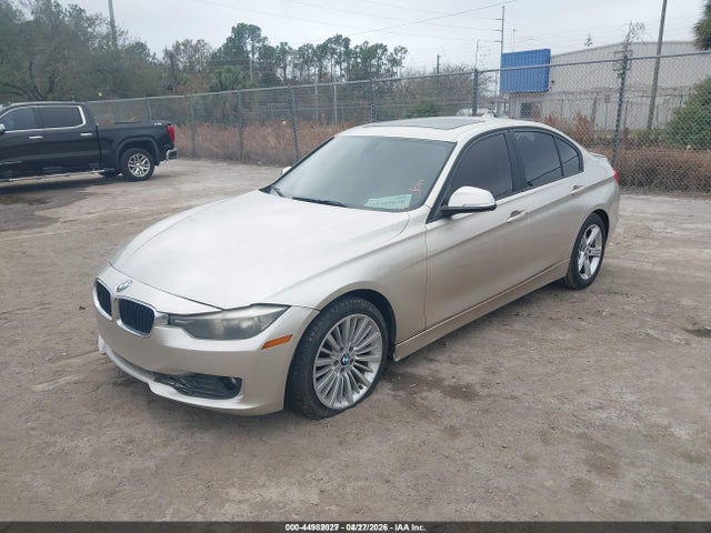 44982027 :رقم المزاد ، WBA3A5G55DNP21302 vin ، 2013 Bmw 328i مزاد بيع