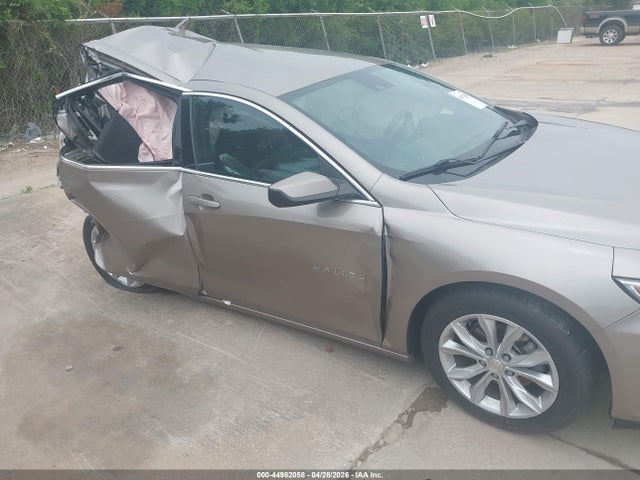 1G1ZD5ST3PF253006 Chevrolet Malibu Fwd 1lt