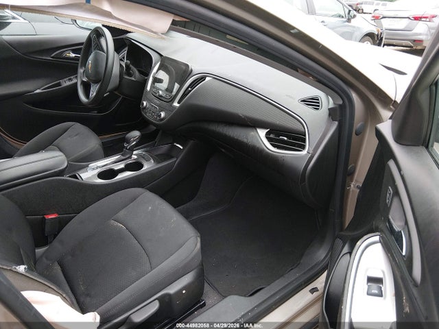 1G1ZD5ST3PF253006 Chevrolet Malibu Fwd 1lt