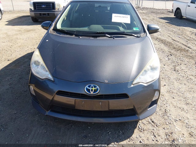 44982091 :رقم المزاد ، JTDKDTB34C1019316 vin ، 2012 Toyota Prius C Two مزاد بيع